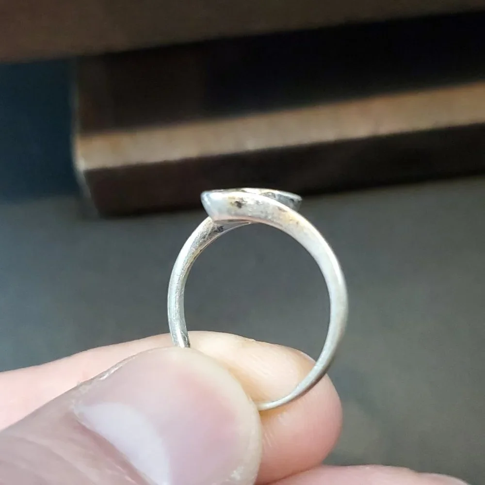 Size 7 925 Sterling Silver Slightly Rustic Double CZ Gem Ring - Picture 3 of 7
